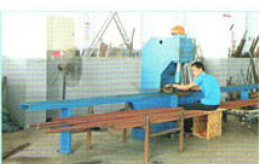 Hydraulic straightening machine